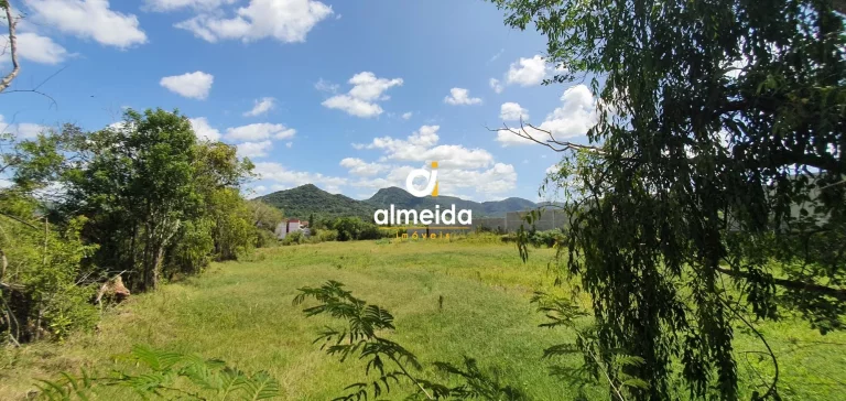 EXCELENTE TERRENO NO BAIRRO SÃO JOSÉ