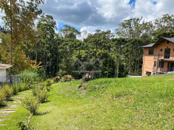 Imagem Terreno à venda em Campos do Jordão – Em loteamento de alto padrão