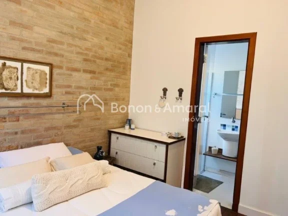 Imagem Excelente casa à venda em condomínio fechado em Valinhos/SP, com segurança 24 horas e área verde...