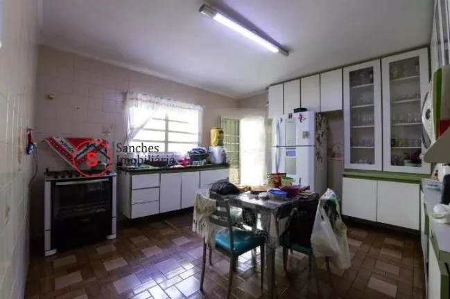 Imagem Imóvel amplo à venda com 4 dormitórios. Ótima localização, próximo ao Largo da Vila Alpina, vasto com?(C)rcio. Fácil acesso a av do Estado e Carrefour