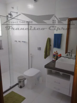 Imagem Casa-Sobrado-para-Venda-em-Jardim-Bela-Vista-Guaratingueta-SP