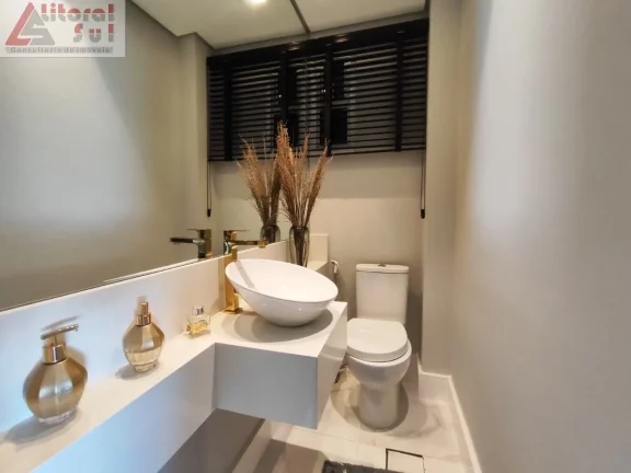 Imagem Luxuoso apartamento à venda em Praia Grande-SP, Canto do Forte: 3 quartos, 3 suítes, 2 salas, 4 banheiros, 3 vagas, 250m².