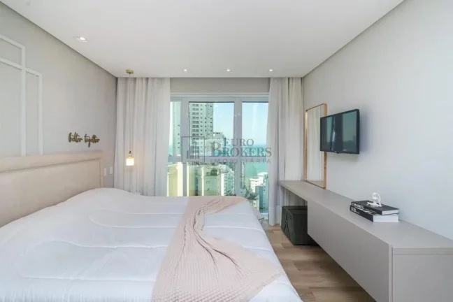 Imagem Apartamento Quadra Mar com 3 suítes à venda na Barra Sul em Balneário Camboriú/S