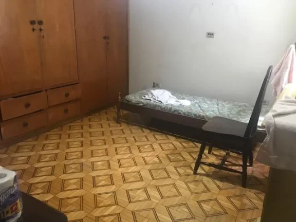 Imagem Casa no centro com 3 dormitórios sendo 1 suíte (todos com armários embutidos) , 2 salas , cozinha...