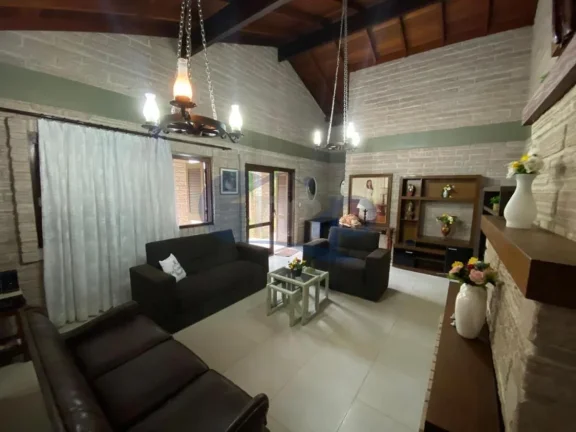 Imagem Casa a venda com 4 suites na Paraiso em Torres/RS