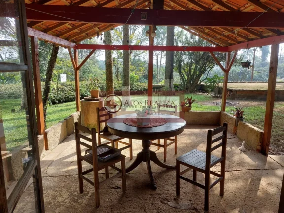Imagem Vendo SUPER Oportunidades em condomínio clube em São Bernardo do Campo. Casa com uma área útil de 420m2, terreno de 1500m2, São 3 Dormitorios, sendo 1 Suíte, casa em condômino fechado, com clube dentro do Condomínio, Restaurante para os Sócios, um super i