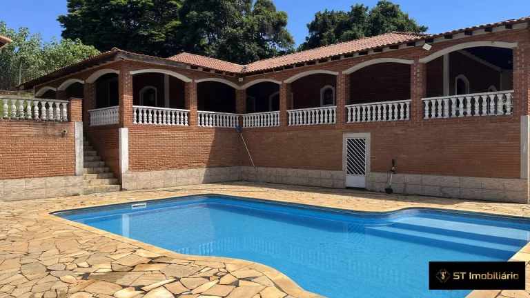 Imagem Chácara à venda em Atibaia c/ 4 dormitórios - 1.368m² por R$935.000!