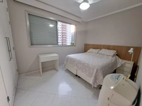 Imagem PITANGUEIRAS - UMA QUADRA DA PRAIA , LOCALIZAÇÃO PRIVILEGIADA , CONDOMÍNIO BAIXO.