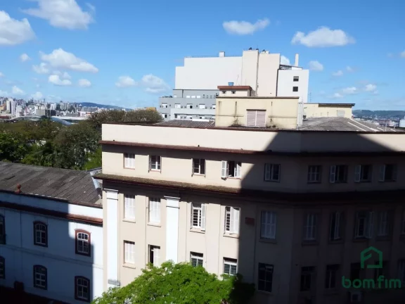Imagem Conjunto comercial - sala para aluguel, em frente Santa Casa, Centro Histórico, Porto Alegre - CO2236