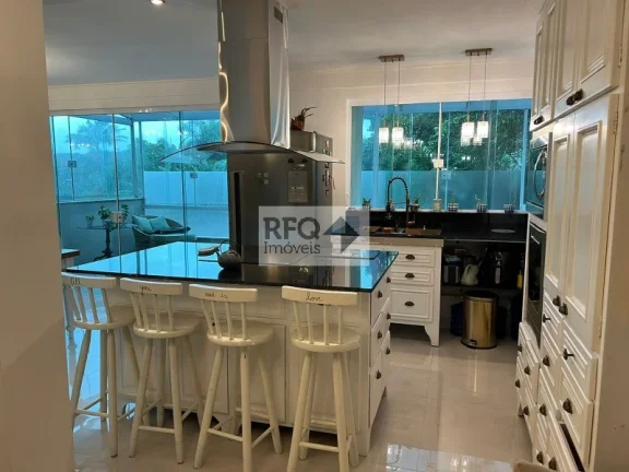 Imagem Impecável Casa em Condomínio no Brooklin Velho - 4 Quartos, 4 Suítes, 3 Salas, 5 Banheiros, 3 vagas, 269m² - Venda ou Locação em SP