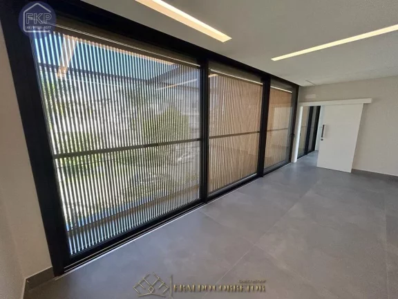 Imagem Casa Alto Padrão 5 Suítes!