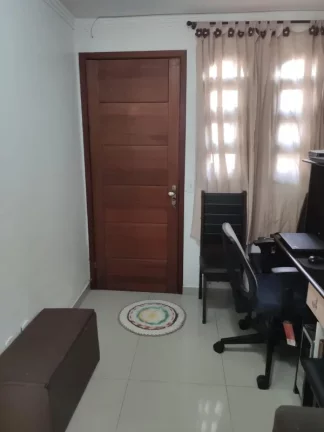 Imagem Sobrado à venda com 3 dormitórios e 2 vagas na Rua Mandassaia - Cidade A.E.Carvalho