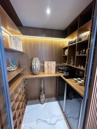 Imagem Se você busca um lar onde elegância e conforto caminham juntos, este imóvel no Taquaral vai surpr...