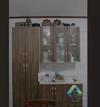 Imagem Casa com 2 dormitórios, quintal com churrasqueira, 150 m² ótimo preço e localização!