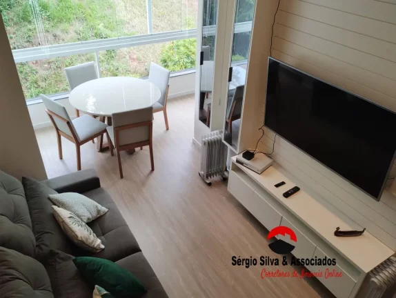 Imagem Apartamento Duplex Mobiliado a Venda no Vila Capivari em Campos do Jordão.