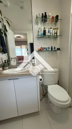 Imagem Apartamento para Venda em Salvador, Costa Azul, 2 dormitórios, 2 suítes, 3 banheiros, 2 vagas