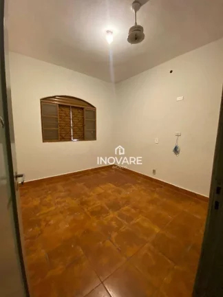 Imagem Casa com 3 dormitórios à venda, 270 m² por R$ 400.000,00 - Alvorada - Araporã/MG