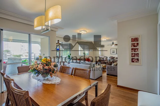 Imagem Belíssimo apartamento 172m² na Vila Romana, 3 vagas de garagem e 3 suítes.