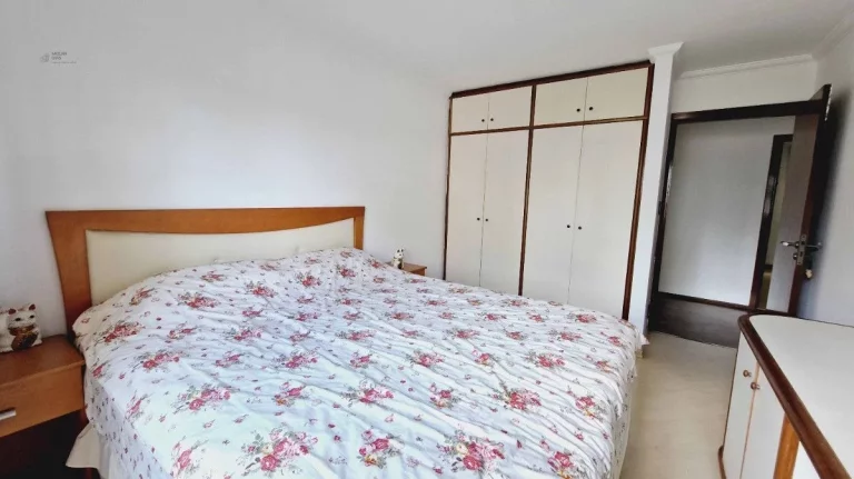 Imagem Aparatamento na Bela Vista com 3 Dormitórios ( 1 suíte) com Portaria 24 hs e 02 Vagas de Garagem
