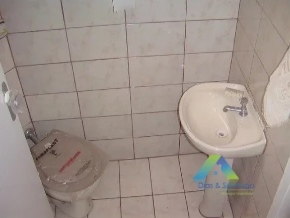Imagem Sobrado todo reformado, 2 dormitórios, sala 2 ambientes, 3 vagas, com excelente localização e valor !