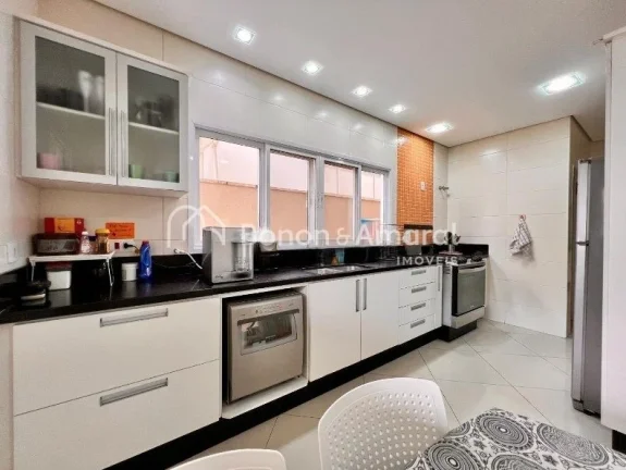 Imagem Casa a venda em Valinhos-SP

Aconchegante e moderna casa à venda no Condomínio Florada da Mata, co...