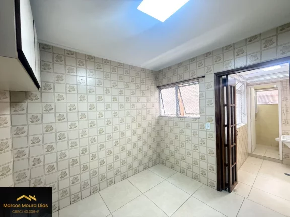 Imagem Apartamento com Portaria 24 hs e Gerador em Perdizes com 3 Dormitórios