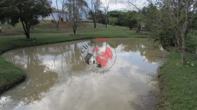 Imagem Excelente Chácara à Venda no bairro Pingo de Ouro em Guaratinguetá a 170km de São Paulo