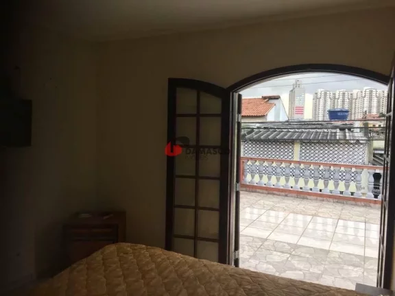 Imagem Sobrado à venda 2 Quartos, 5 Vagas, 81M², Jardim Stella, Santo André - SP