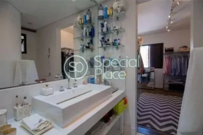 Imagem Apartamento com 95m² em Moema Índios Totalmente reformado, sol da manhã, fora de rota. Living amp...