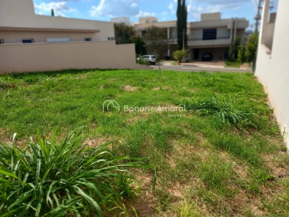 Imagem Se você busca conforto, segurança e qualidade de vida, este terreno no condomínio Lenk é a escol...