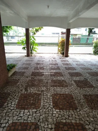 Imagem Oportunidade apartamento lado praia Enseada, aceita permuta por imóvel frente mar