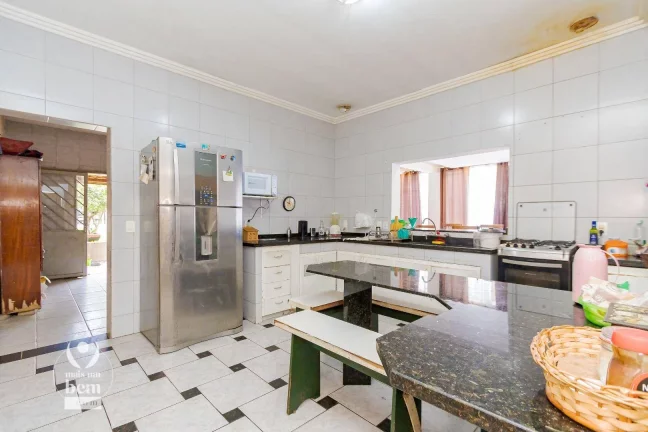 Imagem Casa de 261m² com TERRENO de 600m² 4 quartos à venda, por R$ 1.100.000,00 - Santa Felicidade - Curitiba/PR
