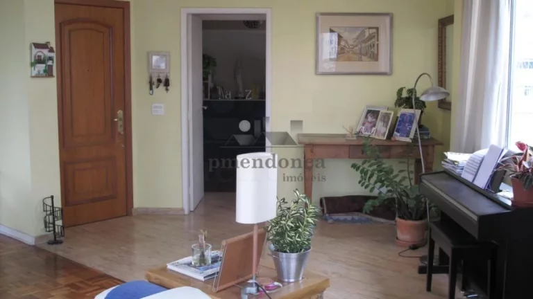 Imagem Apartamento à venda na Vila Madalena com 4 quartos (1 suíte ) e 2 vagas, 201m2