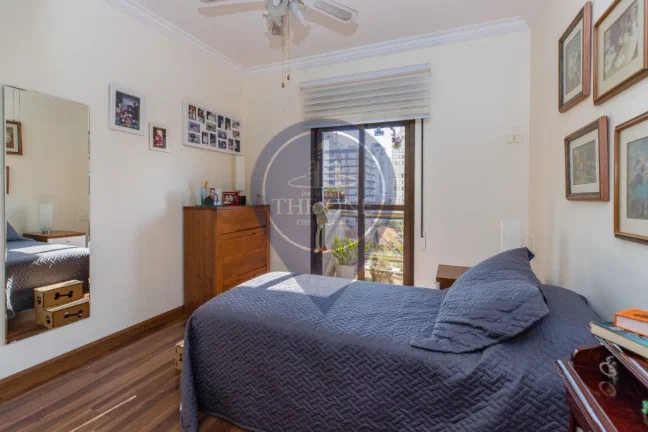 Imagem Apartamento de luxo à venda em Indianópolis, São Paulo-SP: 4 quartos, 3 suítes, 2 salas, 5 banheiros, 3 vagas, 200m².