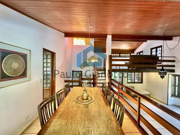 Imagem Linda Casa Avaranda à venda na Granja Viana