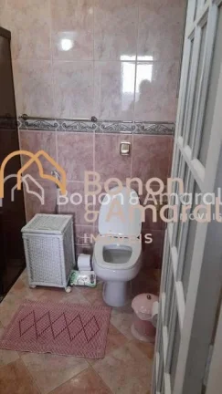 Imagem Apartamento à venda em Campinas próximo à Lagoa do Taquaral.
Possui 3 quartos sendo 1 suíte, var...