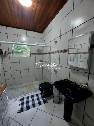 Imagem Casa com 3 dormitórios à venda, 160 m² por R$ 950.000,00 - Albuquerque - Teresópolis/RJ