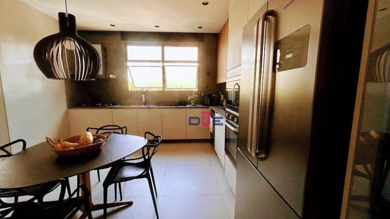 Imagem Apartamento com 4 dormitórios à venda, 237 m² por R$ 3.200.000 - Boqueirão - Santos/SP