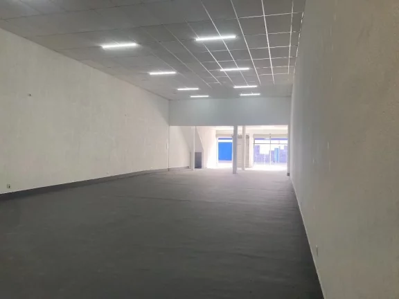 Imagem Galpão, 320 m² - venda por R$ 2.200.000,00 ou aluguel por R$ 14.588,00/mês - Centro - Suzano/SP