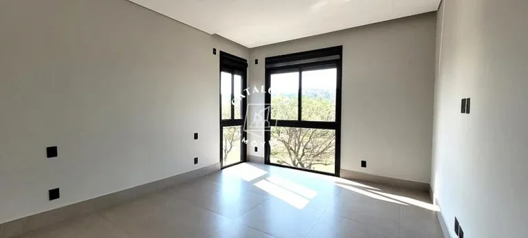 Imagem Casa em Condomínio a Venda no bairro Residencial e Empresarial Alphaville - Ribeirão Preto, SP