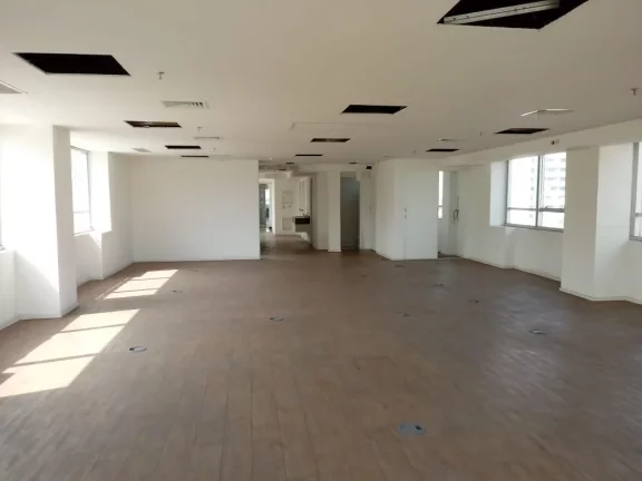 Imagem Conjunto Comercial na Silva Bueno