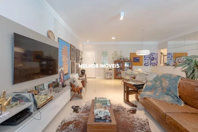Imagem Apartamento á venda com 3 dormitórios no Centro de Balneário Camboriú