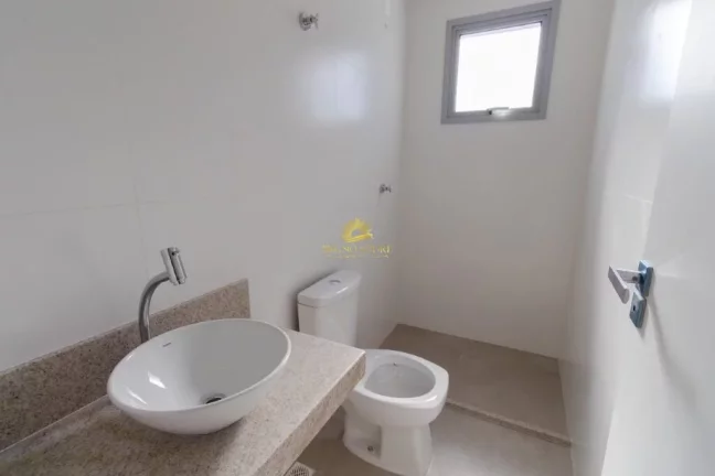 Imagem Exclusividade e Requinte à Beira-Mar: Empreendimento de Alto Padrão na Praia do Morro
Seu sonho de...