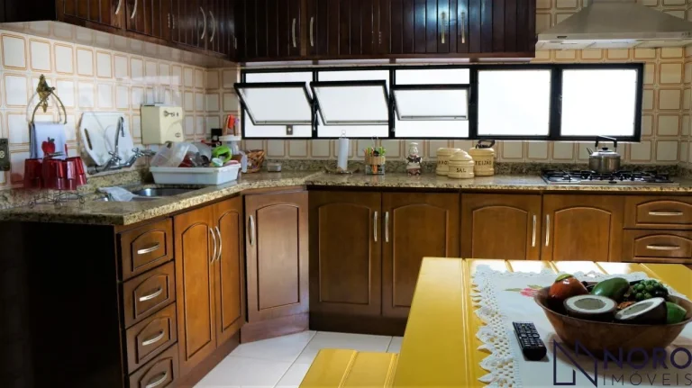 Imagem Casa ampla à venda no Bairro Nossa Senhora de Lourdes
