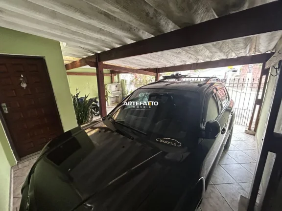 Imagem Casa térrea , bem localizada com potencial de reforma