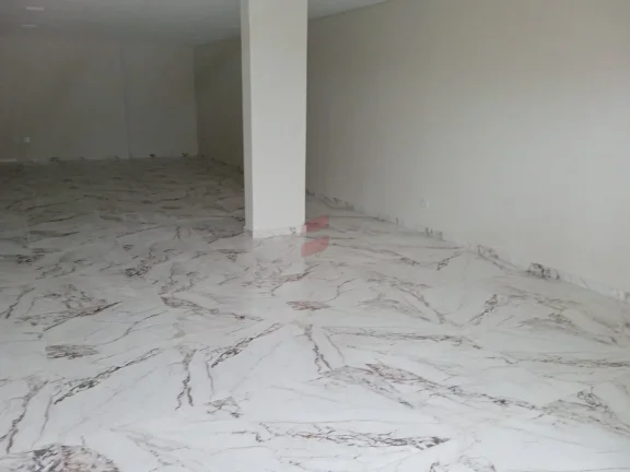 Imagem LOJA à venda por R$ 390.000,00 no bairro Centro - PINHAIS / PR