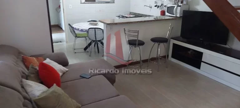 Imagem Casa Duplex Condomínio c/ Área Exclusiva