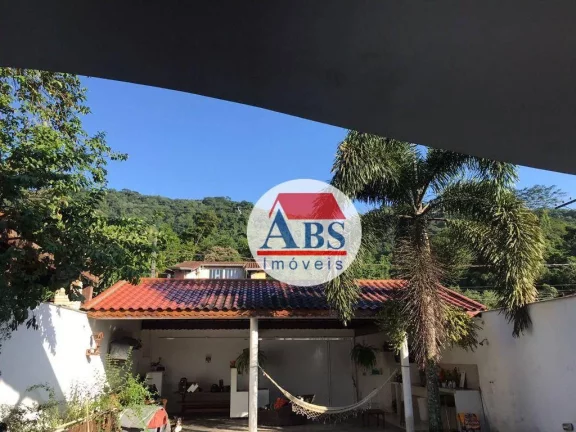 Imagem Sobrado com 4 dormitórios à venda, 235 m² por R$ 840.000,00 - Vale Verde - Cubatão/SP
