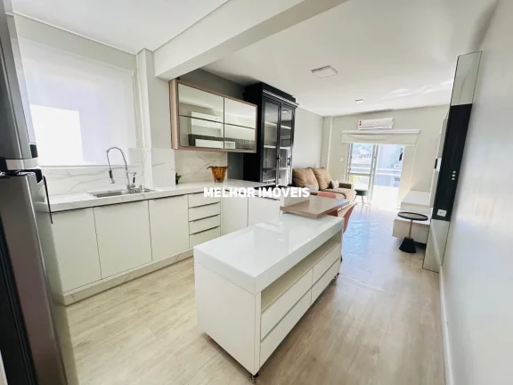 Imagem Apartamento a venda com 83 m² dispondo de 02 dormitórios no Centro de Balneário Camboriú