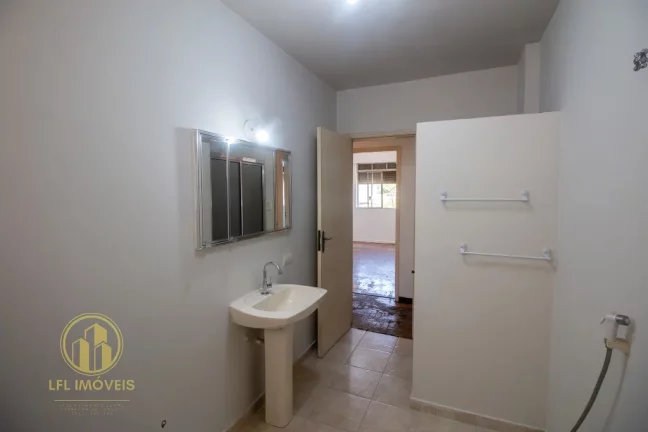 Imagem Apartamento de 153 m² na Av. São Gabriel: Oportunidade Única para Reforma no Itaim Bibi